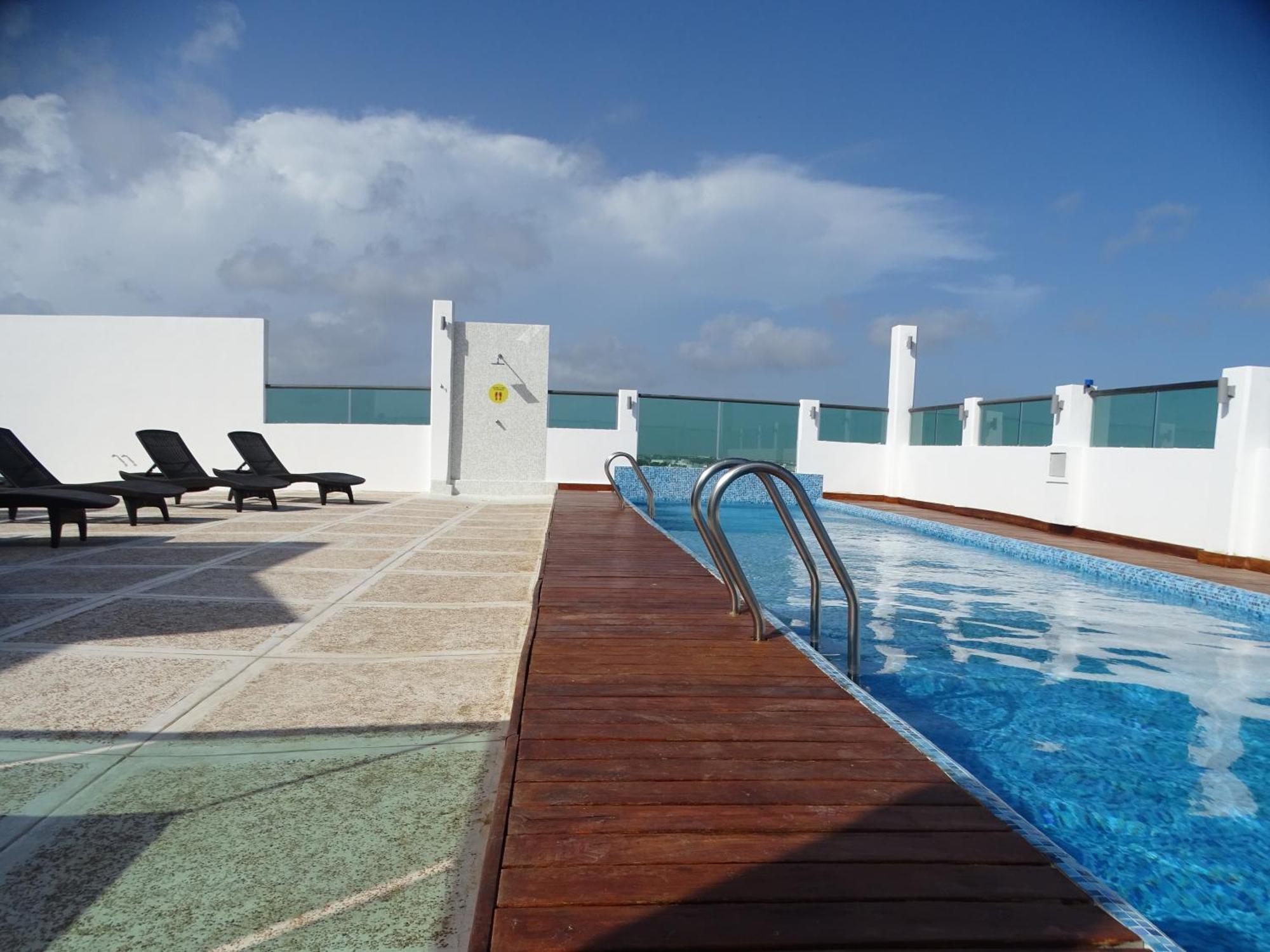 Hotel Kavia Plus Cancún Exterior foto